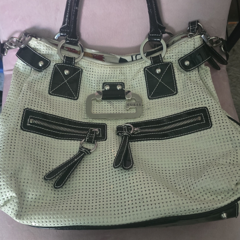 Guess Black and White Shoulder Bag with Structured Design